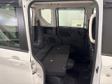 2列目を倒すと長い荷物も積み込めます!