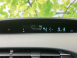 速度やシフト位置など、運転に必要な情報をひと目で確認しやすい表示です。視線を向けた際に情報を把握しやすく、日々の運転中も必要な項目を確認できます。