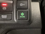 ★ECONスイッチ★ エコドライブを加速しよう!スイッチをONにすると、運転の仕方によるロスを抑え込み燃費をよくするようクルマが頑張ります(*^ー^*)燃費向上にチャレンジ♪