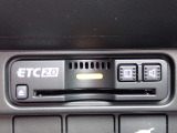 ■【ETC車載器】が装備されています。セットアップをしてお渡しとなり、ETCカードを差し込むだけで高速道路の利用が可能です。