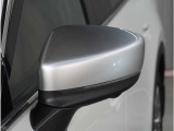 【ドアミラーウインカー】格好良さだけではなく対向車両からの視認性もよく安全に走行する為の安全装備のひとつです。