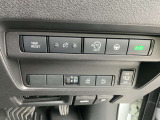 各種スイッチがまとまって付いてます。