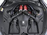 搭載された3.9L・V8ツインターボエンジンは620馬力(カタログ値)を発揮します。