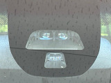 【ホンダセンシング】走行中に前方の車両等を認識し、衝突しそうな時は警報とブレーキで衝突回避と被害軽減をアシスト。より安全にドライブをお楽しみいただけます。
