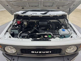 トヨタ中古車「まるごとクリーニング」施工済。エンジンルームを専用洗剤で洗浄!高圧&スチーム洗浄も行います。樹脂部分も艶出し剤でピカピカです☆☆