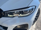 ●LEDヘッドライト:高寿命LEDヘッドライトで、安全運転を支える良好な視界を!