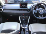 MAZDA2 1.5 15S ホワイト コンフォート