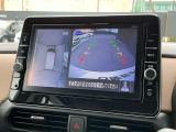 周囲の状況が分かるアラウンドビューモニター搭載。苦手な縦列駐車もこれがあれば安心ですね。
