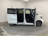 豊富に在庫を取り揃えています!軽自動車からミニバン、セダン、SUV、話題のハイブリッド車など続々入荷しております♪
