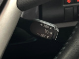 【クルーズコントロール】高速道路もラクラク走行。アクセルを離しても一定速度で走行ができ、長距離運転時の負担を軽減!加速・減速も簡単なスイッチ操作で調整できます。