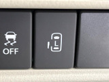 【パワースライドドア】スマートキーや運転席のスイッチでスライドドアの開閉が可能♪電動だから力を入れてドアを開ける必要が無く、小さいお子様でも、重い荷物を持っている時もラクに開け閉めできます♪