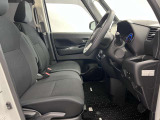 【車内ルームクリーニング済】専門スタッフにより車内はきれいにルームクリーニングを行っております。