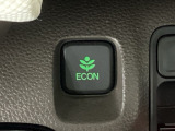 ★ECONスイッチ★ エコドライブを加速しよう!スイッチをONにすると、運転の仕方によるロスを抑え込み燃費をよくするようクルマが頑張ります(*^ー^*)燃費向上にチャレンジ♪