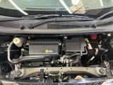 エンジンルームもクリーニング済みできれいですよ。日産の整備士がしっかりと丁寧に点検していますので安心してお乗りいただけます