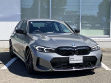 BMW Card (Visa)とBMW Diners Cardの2種類をご用意しております。充実のポイントプログラムや多様なサービスの他にカード契約期間中はBMWエマージェンシー・サービスが24時間365日ご利用いただけます。