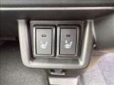 【シートヒーター】座席のシートを温めるシートヒーター!その温かさは一度経験したら欠かすことができません!エアコンで乾燥しやすい車内も防ぐ事ができます!