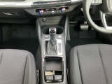 Audiのインテリアはエクステリア同様、優れたデザイン性とクオリティ、そして機能性を兼ね備えております。