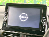 【大画面ナビ】人気の大型9インチナビを装備。存在感のある大画面はインパクト大!ナビ利用時のマップ表示は見やすく、テレビやDVDは臨場感がアップ!いつものドライブがグッと楽しくなります♪