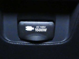 【アクセサリーコンセント(AC100V・1500W)】・・・AC100Vで最大消費電力1500W以下の電気製品を使用できます。災害時に電力が必要なとき給電ができます。