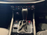 9速オートマチックトランスミッションです。スムーズな加速が可能です。