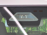 【スズキ セーフティサポート】走行中に前方の車両等を認識し、衝突しそうな時は警報とブレーキで衝突回避と被害軽減をアシスト。より安全にドライブをお楽しみいただけます。