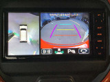 360&deg;ビューモニターでは前後左右4つのカメラ映像をさまざまな走行状況に応じて切り替えてセンターディスプレイに表示することで、駐車時や狭い道でのすれ違い時、見通しの悪い交差点進入時でも安心感を高めます