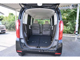 とことん低く高く そして広々カーゴスペース