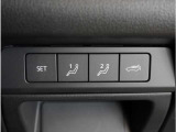 【ドライビングポジションメモリー機能】お好みのドライビングポジションを簡単に記憶させることができます。