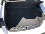 荷室の大きさは、日常使いはもちろんのこと、旅行や帰省などの荷物が多い移動であっても不便を感じることは少ないでしょう。
