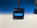 ドライブレコーダーが前方の監視をしてくれます。衝突や急ブレーキなどを感知した場合に、記録された動画が万が一の際に直前の状況を把握する手助けとなります。