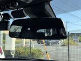 自動防眩ミラー搭載