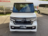 お客様に安全で快適なカーライフをお送りいただくために、中古車にも高いレベルの品質基準を設け、その基準に従って、全ての中古車について納車前整備を実施しています。