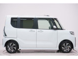 県内13店舗にて常時500台以上ダイハツ車を展示中です。見て、触って、納得のいく一台をぜひ見つけてください。