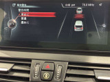 衝突被害軽減ブレーキと車線逸脱警告がついています。