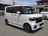 中古車にもボディーコーティング施工できます。一度ボディを磨いてから施工しますので、光沢のある綺麗な状態でお乗りいただけます。お気軽にご相談下さい。