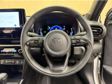 ステアリングスイッチ搭載!手を離さずに手元のスイッチでさまざまな操作が可能。運転中、視線をそらさなくても操作ができて安全です!