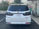 テールレンズもスモーク掛かって、とってもスタイリッシュな1台となっております。