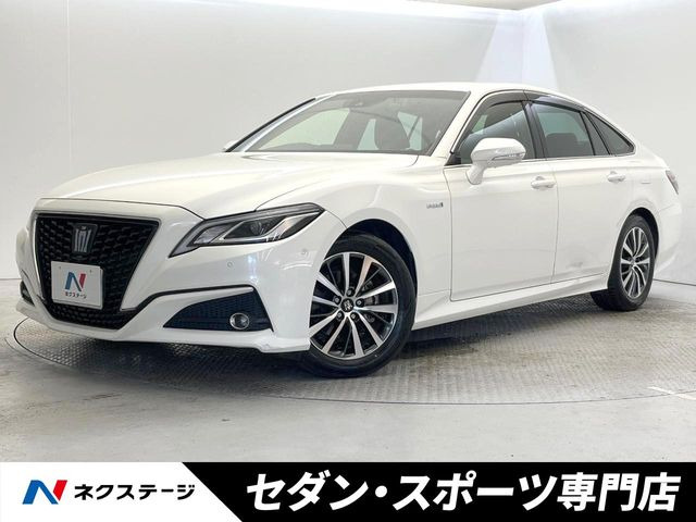 クラウン ハイブリッド 2.5 S Cパッケージ 