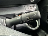 【オートライト】車外の明るさに応じて自動的にライトの点灯・消灯をしてくれます