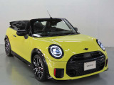フロントフェイスはMINIアイコンとして永らく愛されるデザイン性の良さと、ブランドの魅力を感じる事ができます。