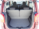 ◆定員乗車時のカーゴルームです。普段のお買い物の荷物やたくさんの収納が可能です。
