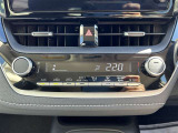 オートエアコンなので細かい温度調整も可能で常に快適な車内空間を保てます♪