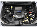1.6Lターボ搭載。レギュラーガソリン仕様。ダウンサイジングターボです、パワー重視と言うよりは燃費向上を目的としたターボです、カタログ値は17.4km/lでターボとは思えない数値です。