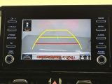 ディスプレイオーディオを装備。スマホとクルマをつなぐことで、これまでのナビに加えて、いろんなサービスが楽しめます。
