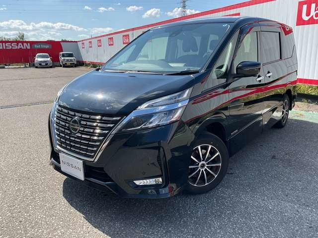 セレナ 2.0 ハイウェイスターV 4WD 