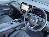 広々とした視界を体感できます。運転が楽しくなりますね。