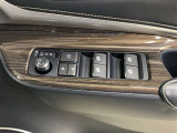 パワーウインドウスイッチ、いたずら防止・挟みこみ防止に、ウインドウロックスイッチを使用ください。便利な電動可倒式ミラースイッチ、集中ドアロックスイッチ