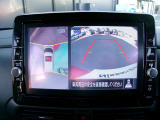 アラウンドビューモニター!空から見下ろしているかのような映像を映し出します。駐車時には安心ですよね♪