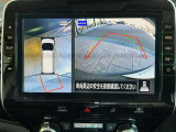 アラウンドビューモニター装備で、バックや縦列駐車の際に上から見た映像があなたをサポート!