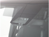 TOYOTA SAFETY SENSEは道路状況、車両状態、天候状態及びドライバーの操作状況などによっては、作動しない場所があります。あくまで運転補助機能です。